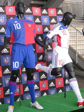091129 2010 tokyo uni.jpg